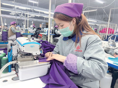 開局即奔跑 實(shí)干爭春早——服裝廠滿弓發(fā)力搶開局